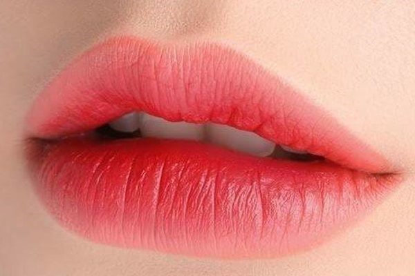 Học phun xăm c&oacute; kh&oacute; kh&ocirc;ng 