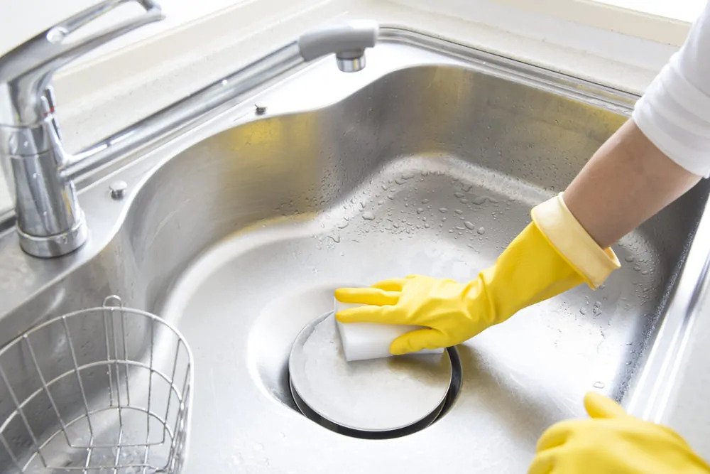 Những điều cần ch&uacute; &yacute; trong khu vực b&agrave;n bếp v&agrave; chậu rửa inox thực phẩm