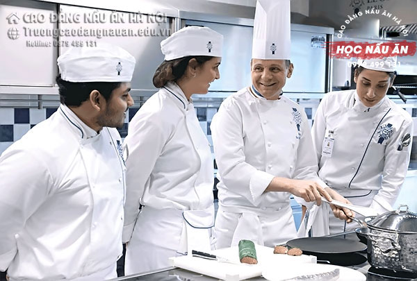 Du học nghề nấu ăn tại &Uacute;c