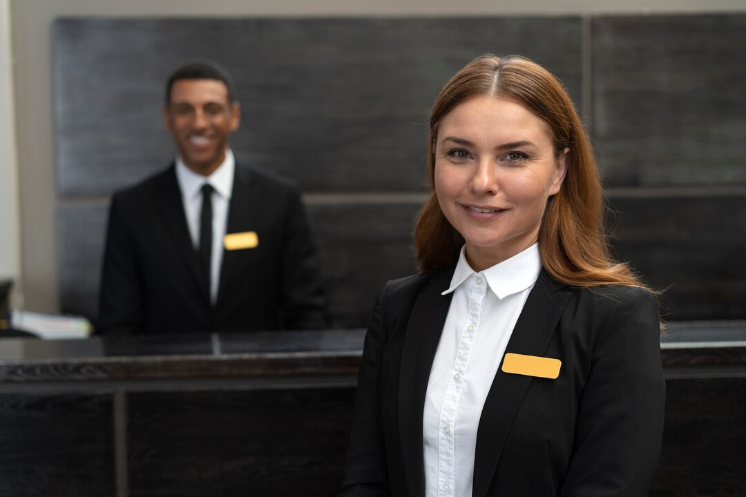 Quản l&yacute; kh&aacute;ch sạn (Hotel Manager)