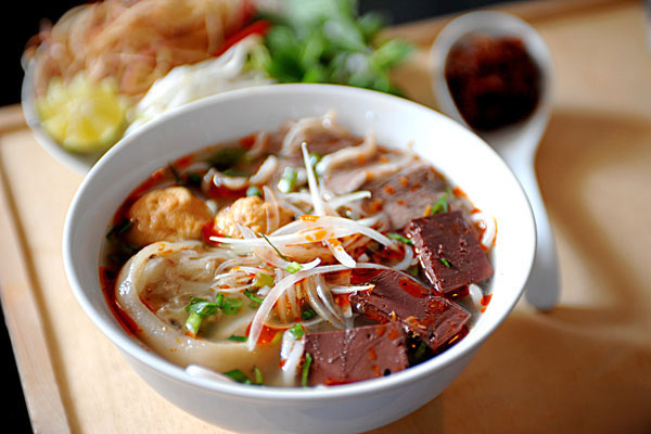 M&oacute;n B&uacute;n B&ograve; Huế