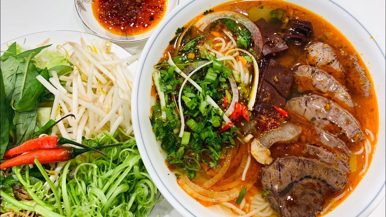 Nguồn ngốc b&uacute;n b&ograve; huế