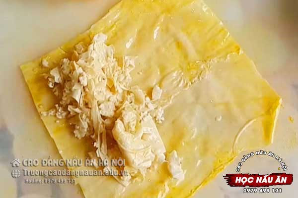 Tiếng h&agrave;nh cuộn hỗn hợp đậu đ&atilde; tẩm ướp