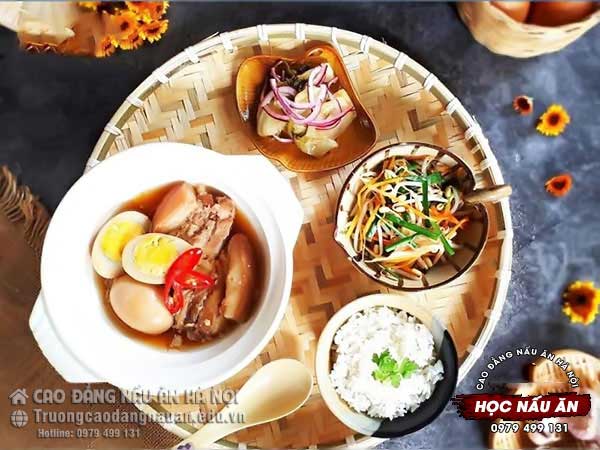 Thành phẩm thịt kho tàu thơm ngon