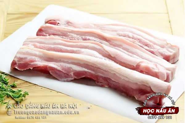 Thịt ba chỉ cần được sơ chế sạch