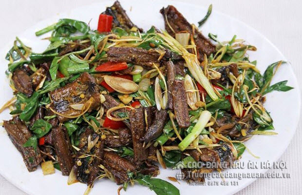 M&oacute;n Lươn X&agrave;o Sả Ớt