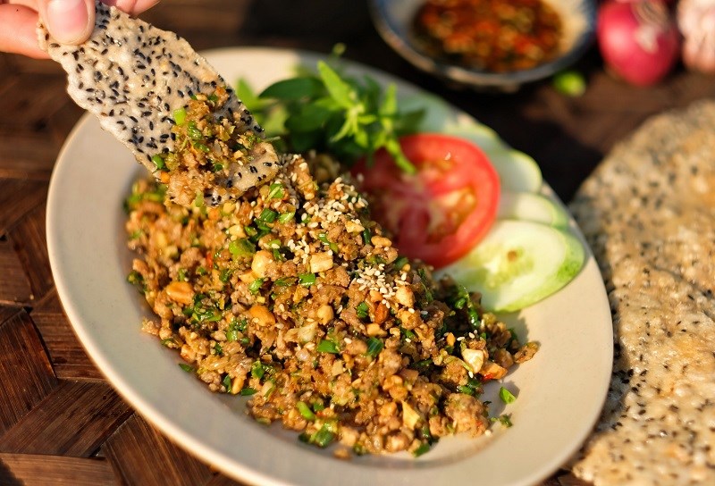 Lươn x&uacute;c b&aacute;nh đa