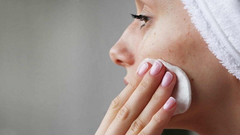 Ăn b&aacute;nh tr&aacute;ng c&oacute; nổi mụn kh&ocirc;ng?