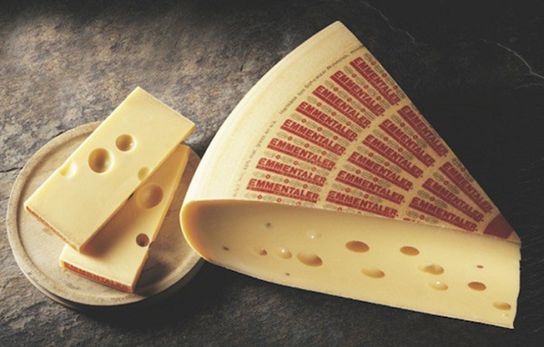 C&ocirc;ng dụng của ph&ocirc; mai Emmental
