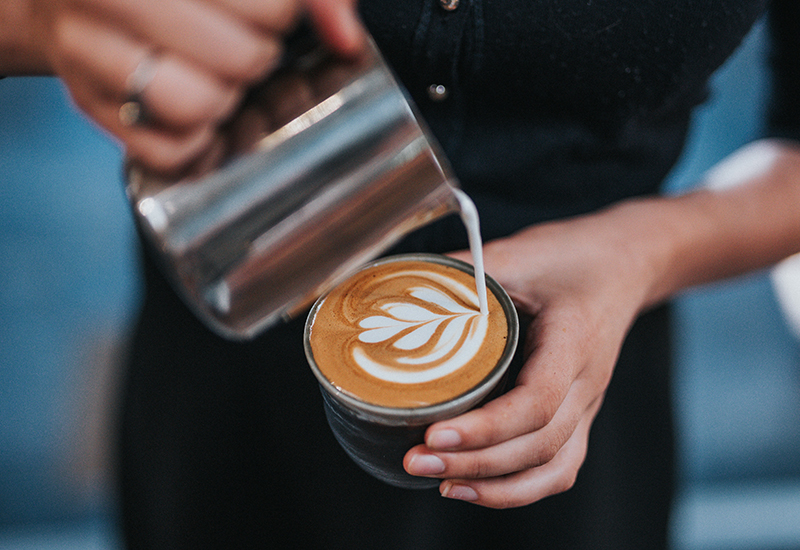 Cách tạo hình Latte art