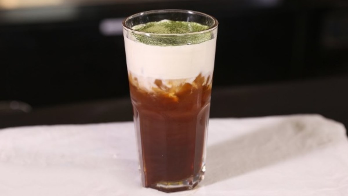 trà đen macchiato