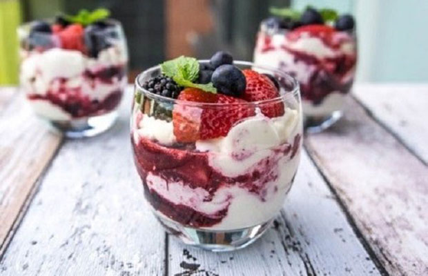 cách làm parfait chanh quả mọng