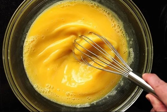làm pudding trứng