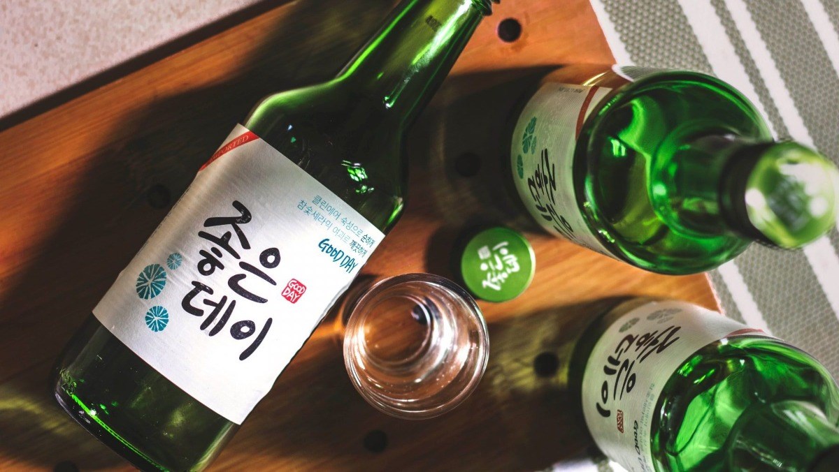 Rượu soju H&agrave;n Quốc l&agrave; g&igrave;?