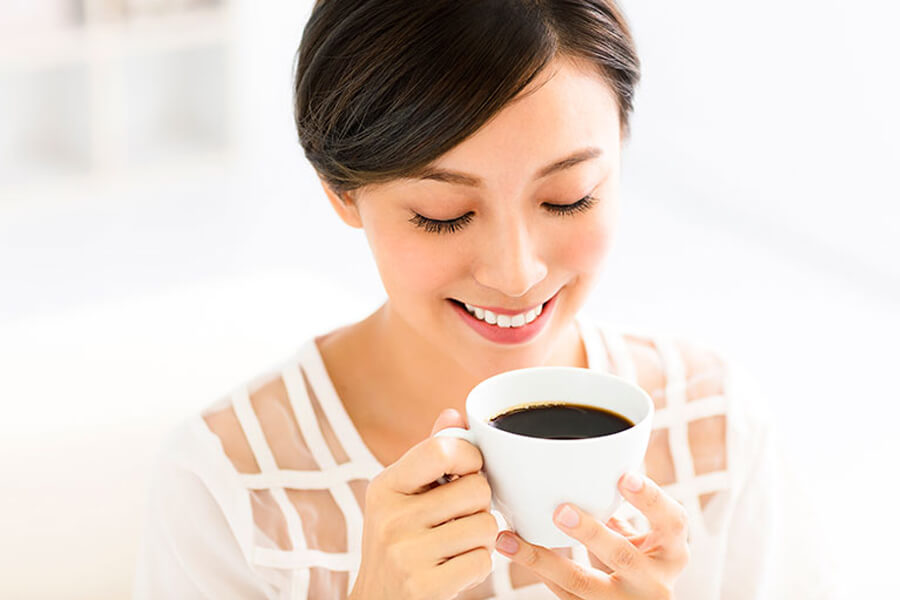 Uống c&agrave; ph&ecirc; với lượng vừa phải-