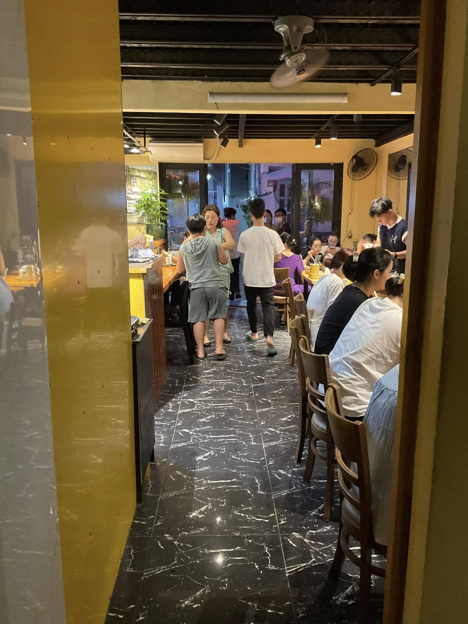 Dung Sushi tự hào mang đến dịch vụ chuyên nghiệp