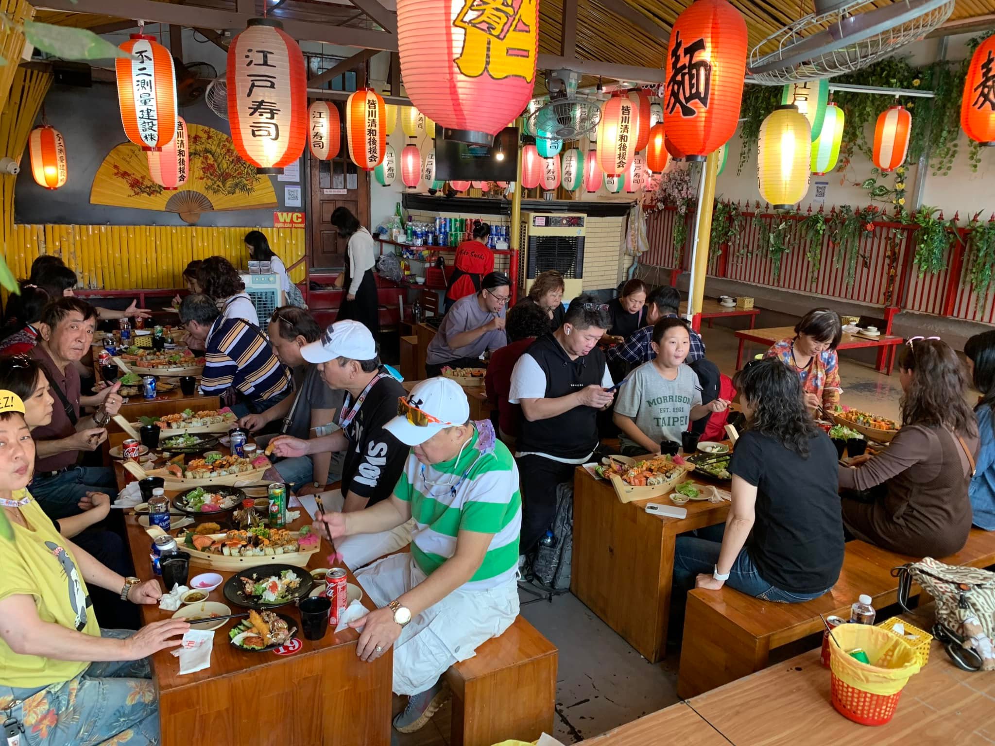 Qu&aacute;n sushi gần đ&acirc;y edosushi