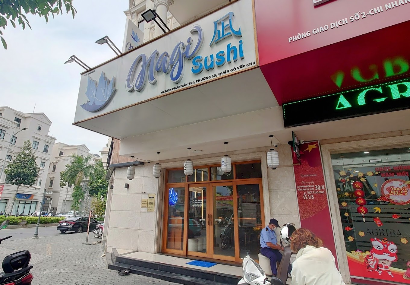 Nh&agrave; h&agrave;ng Nagi Sushi