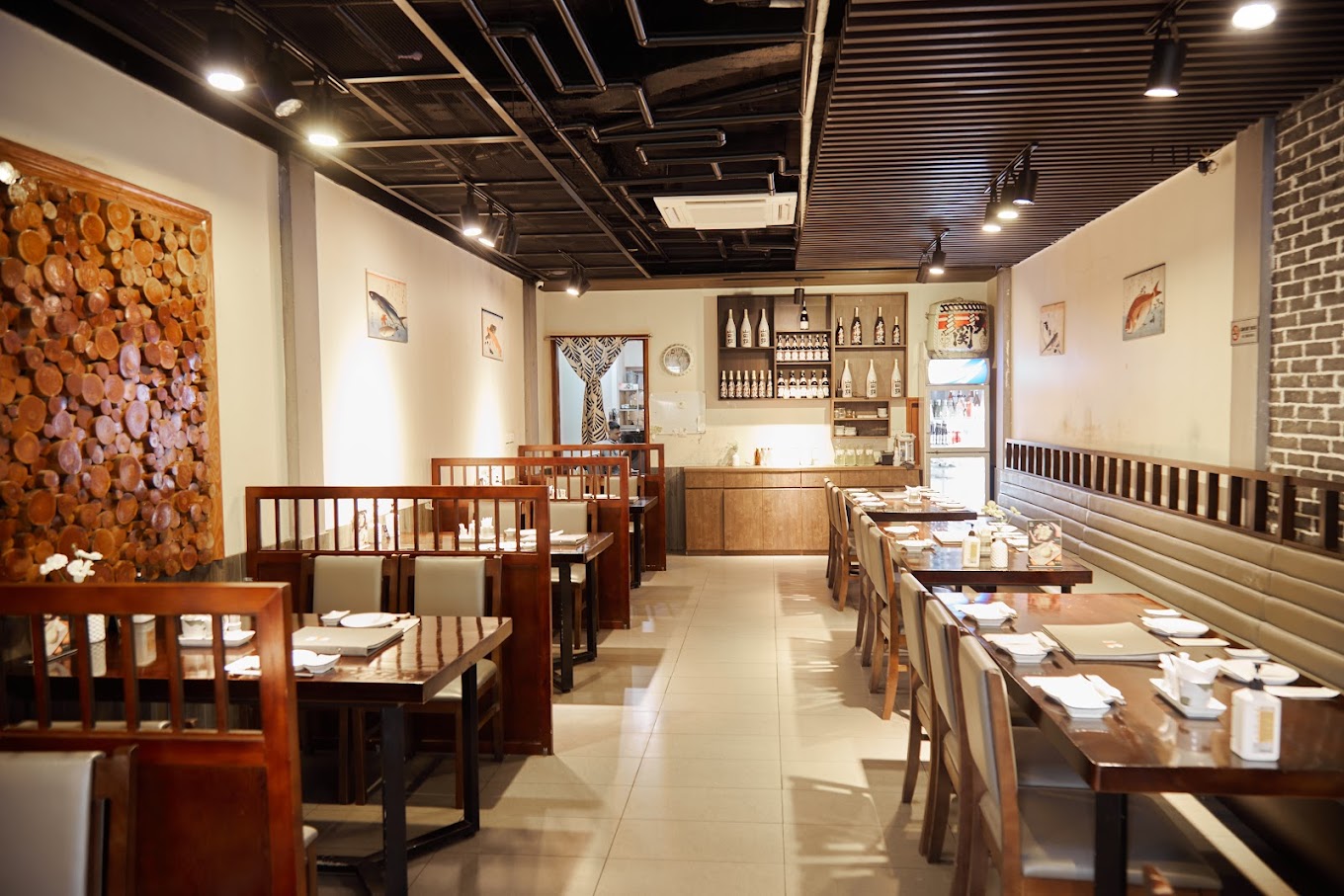 Nama sushi nhà hàng nhật bản