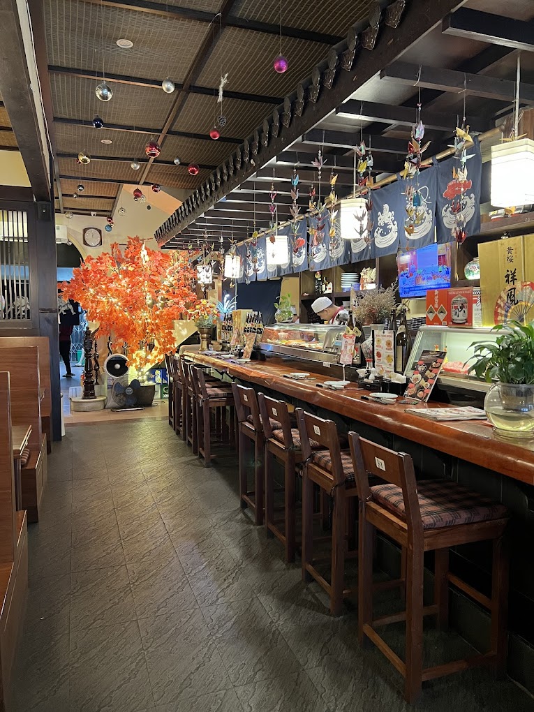 Sushibar cung cấp nhiều c&aacute;ch thức đặt b&agrave;n kh&aacute;c nhau