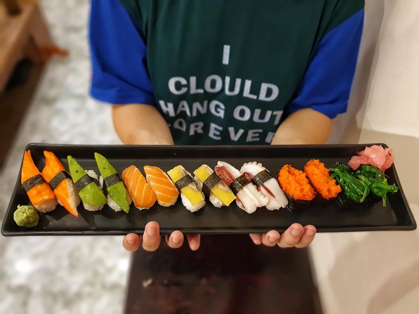 Menu của Sushi Ngố đa dạng m&oacute;n ăn