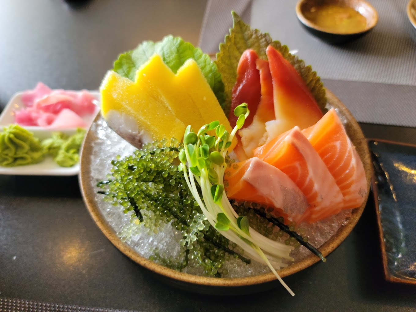 Sushi To lu&ocirc;n ch&uacute; trọng đến chất lượng nguy&ecirc;n liệu