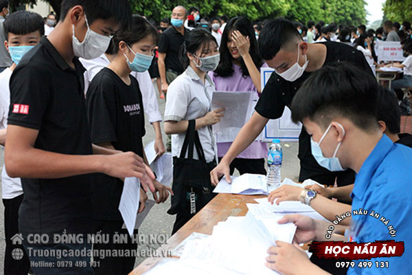 Nghề nấu ăn học ở đâu học nghề nấu ăn